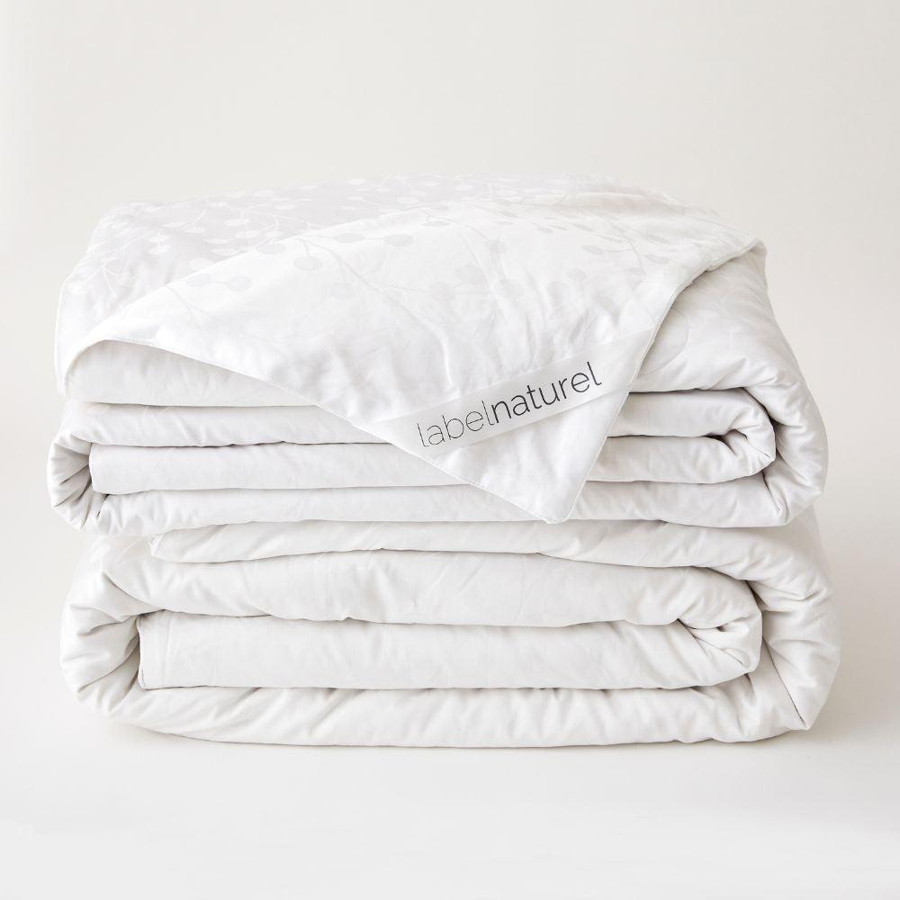 paquete edredón 4 estaciones Seda Imperial + Almohadas - Label Naturel