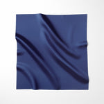 Carré de soie uni bleu marine