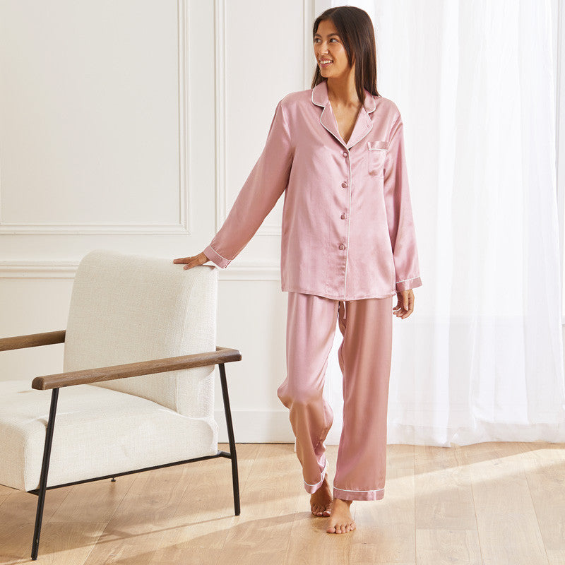 Pijama largo seda rosa delante