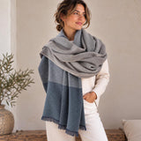 Estola de algodón orgánico multicolor fabricada en Francia
