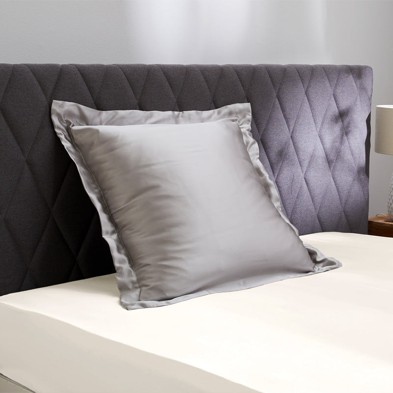 Silk pillowcase with ruffle 19 mommes - Maison de la soie